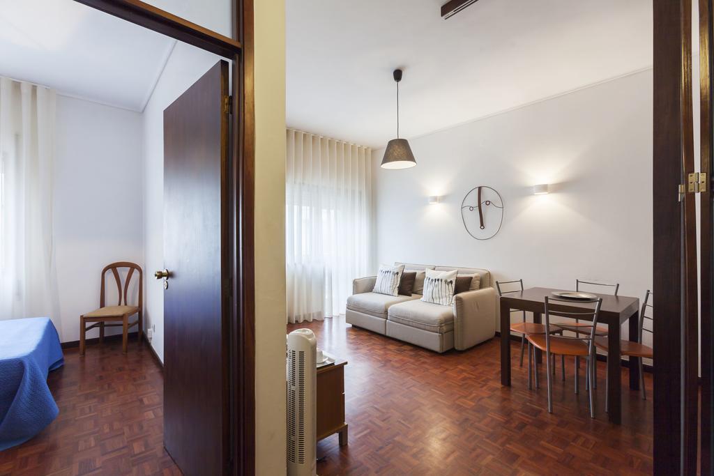 Apartment Camoes Porto Bagian luar foto