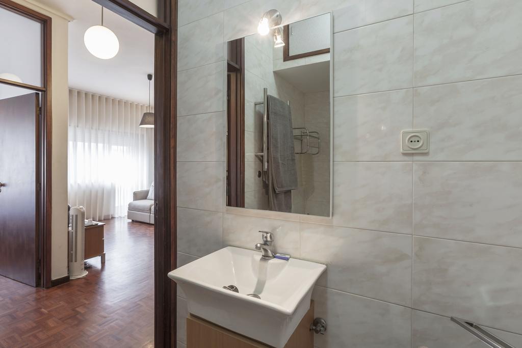 Apartment Camoes Porto Bagian luar foto