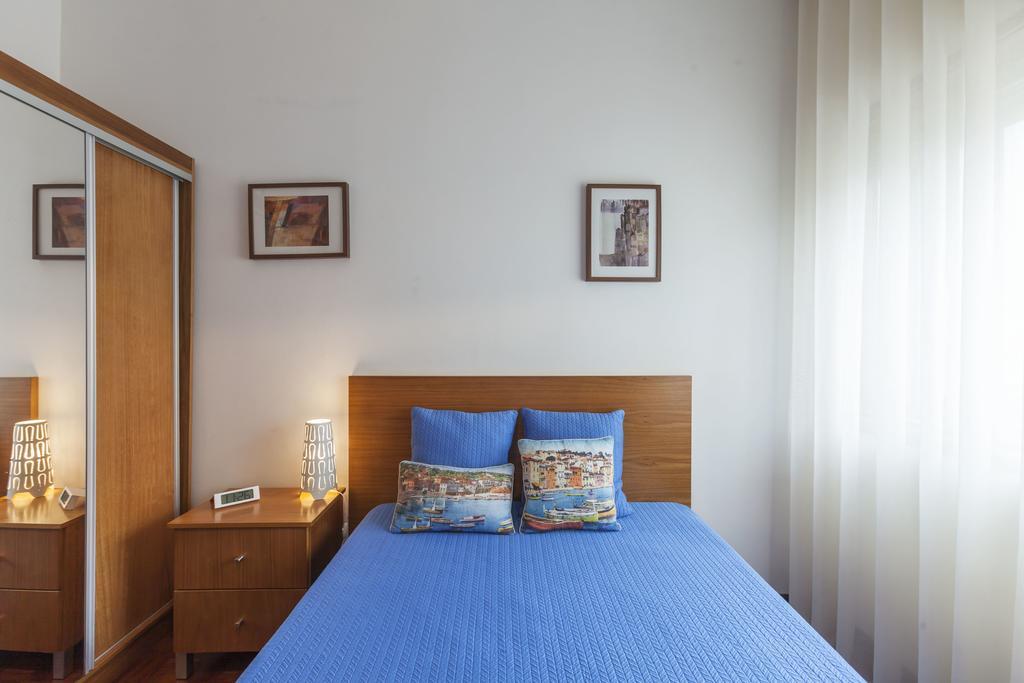 Apartment Camoes Porto Bagian luar foto