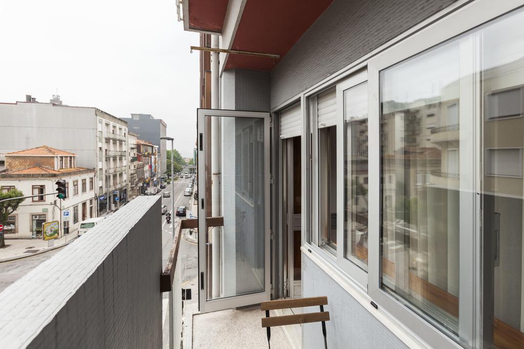Apartment Camoes Porto Bagian luar foto